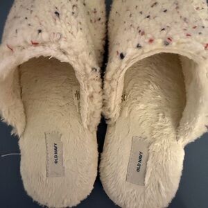 Old Navy Women's Speckled Cream Slippers
